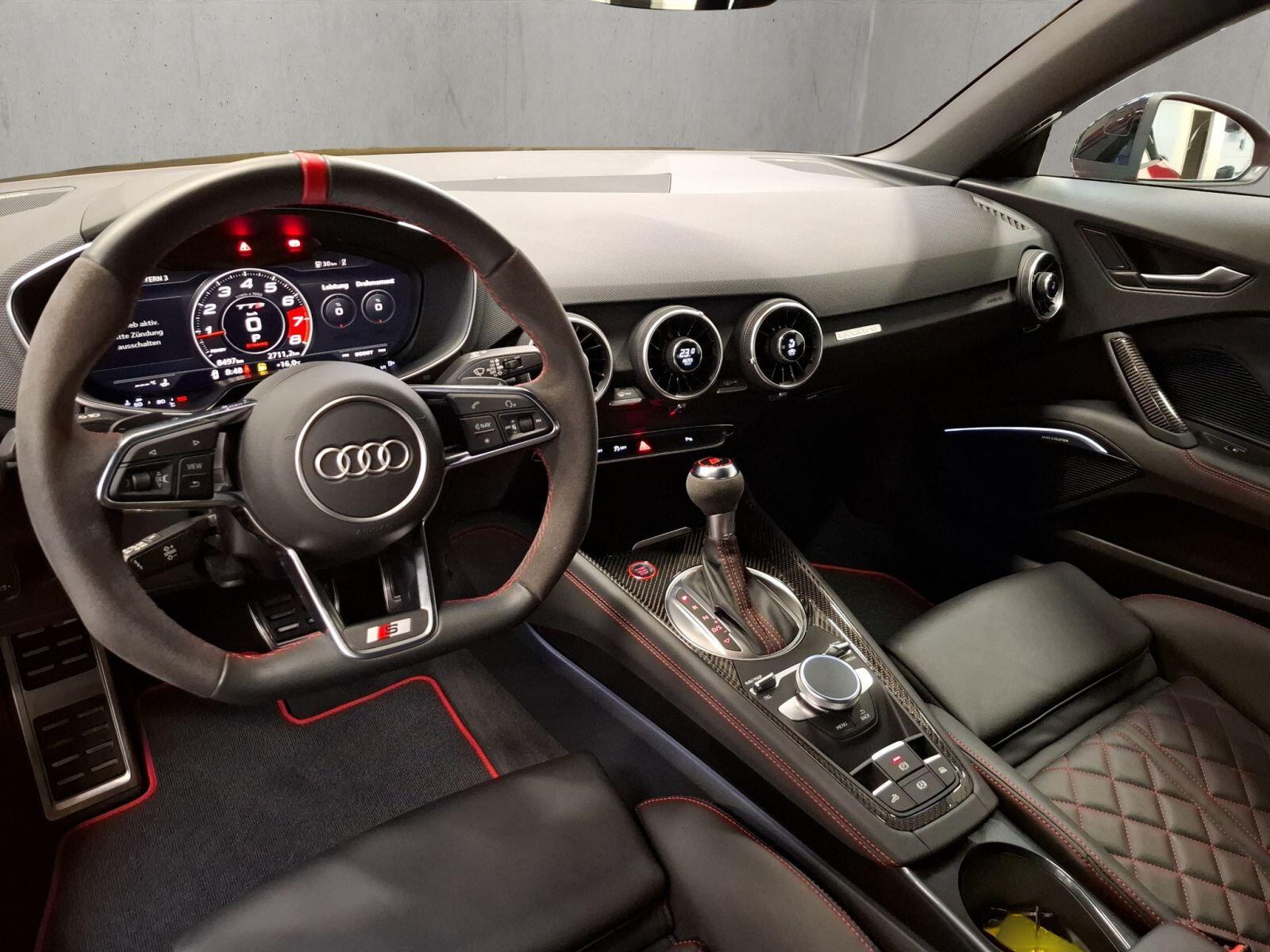 Audi TTS TFSI 235(320) kW(PS) S tronic
