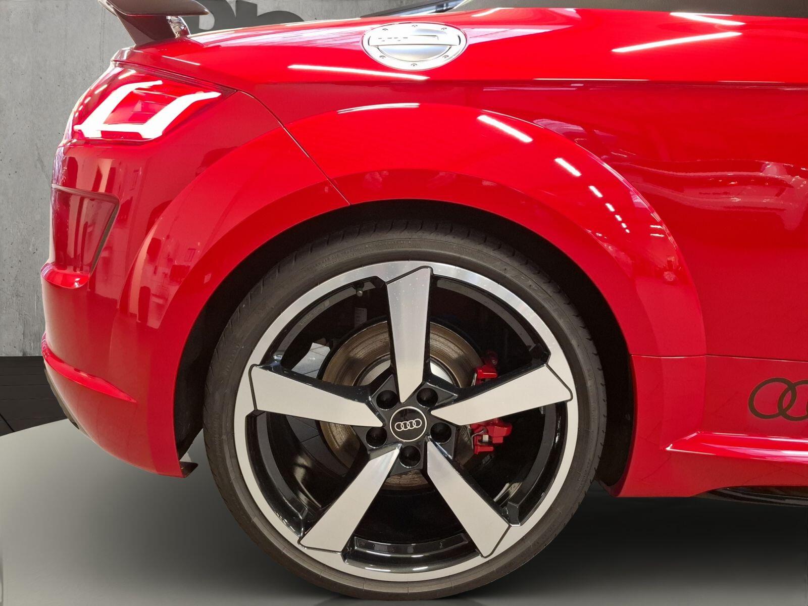 Audi TTS TFSI 235(320) kW(PS) S tronic