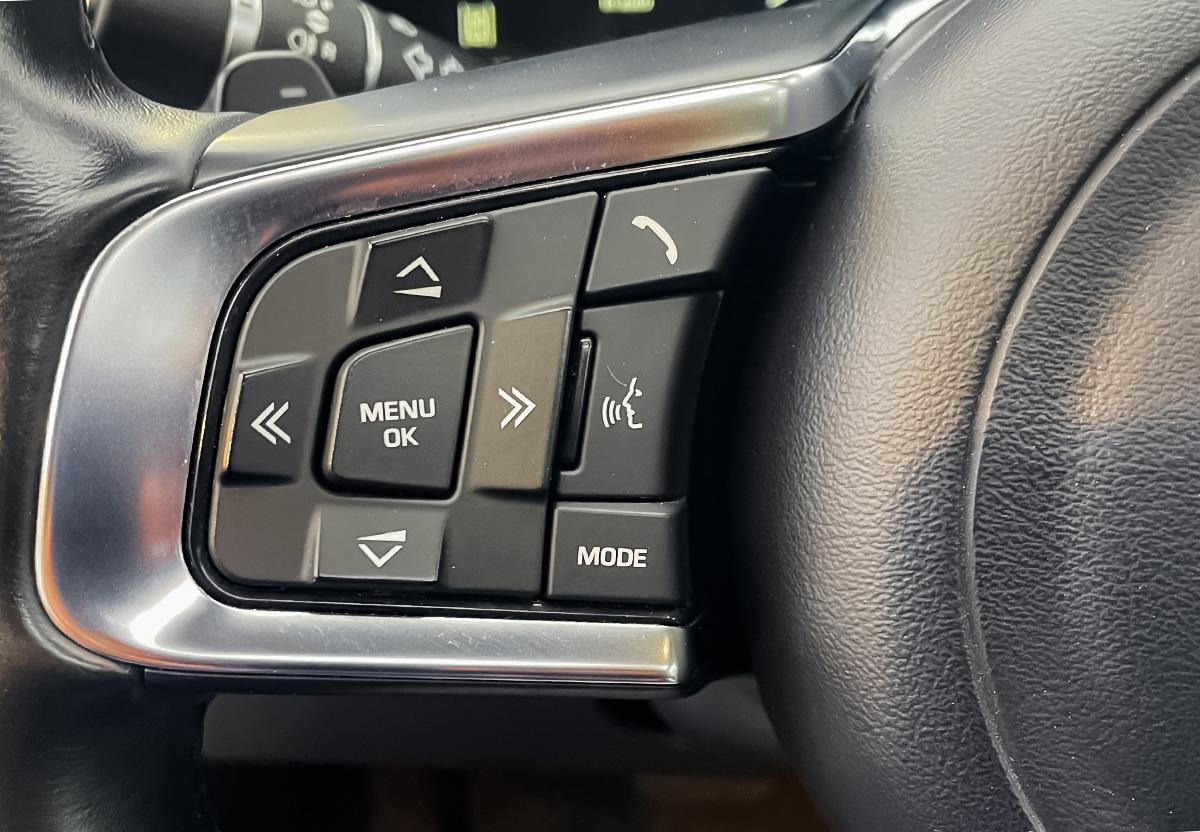 Jaguar F-Pace R-Sport 30d AWD NAVI VIRTUAL PANO AHK