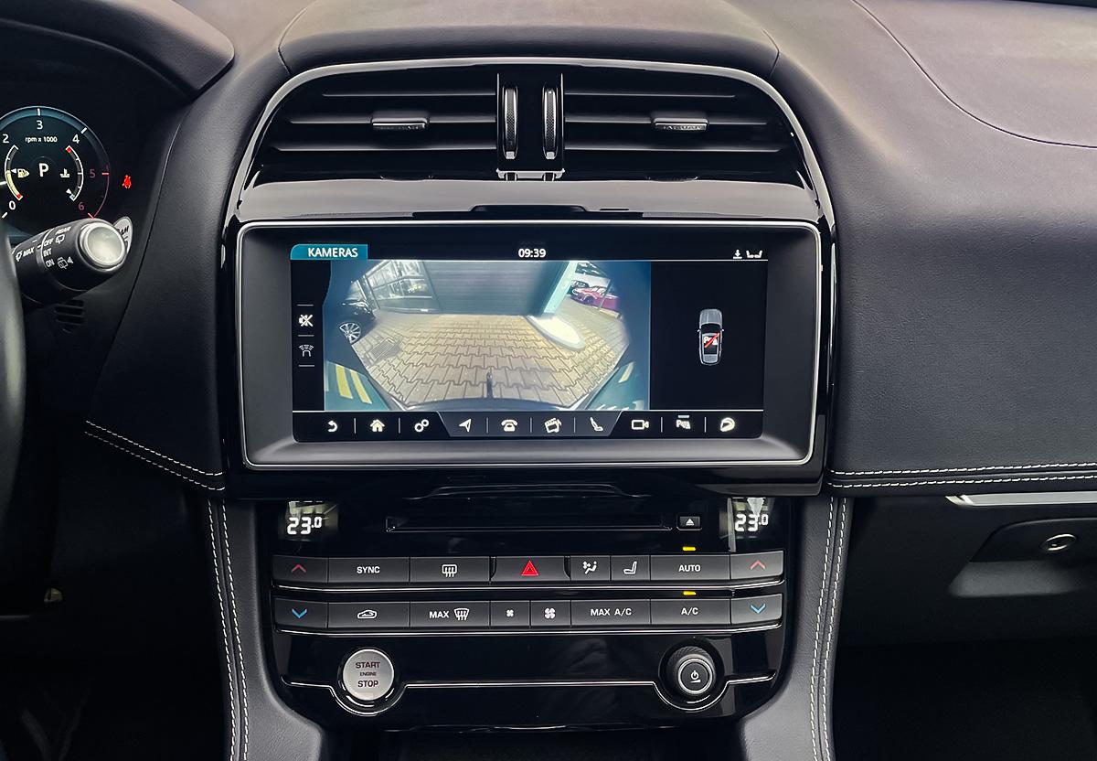 Jaguar F-Pace R-Sport 30d AWD NAVI VIRTUAL PANO AHK