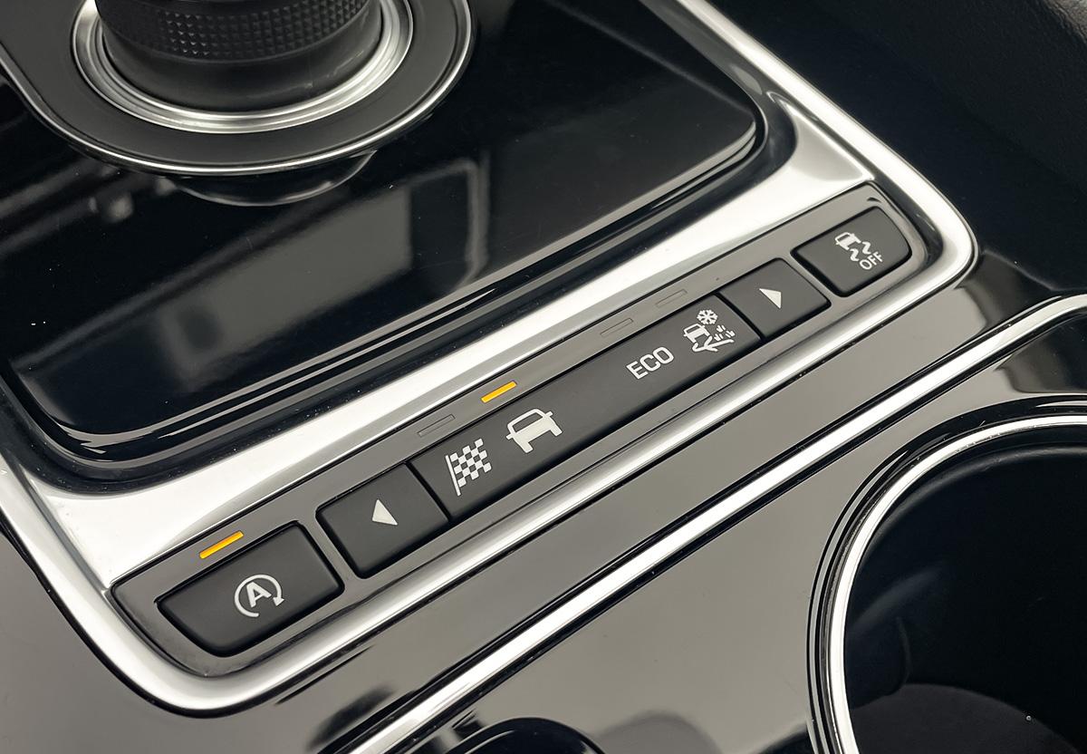 Jaguar F-Pace R-Sport 30d AWD NAVI VIRTUAL PANO AHK
