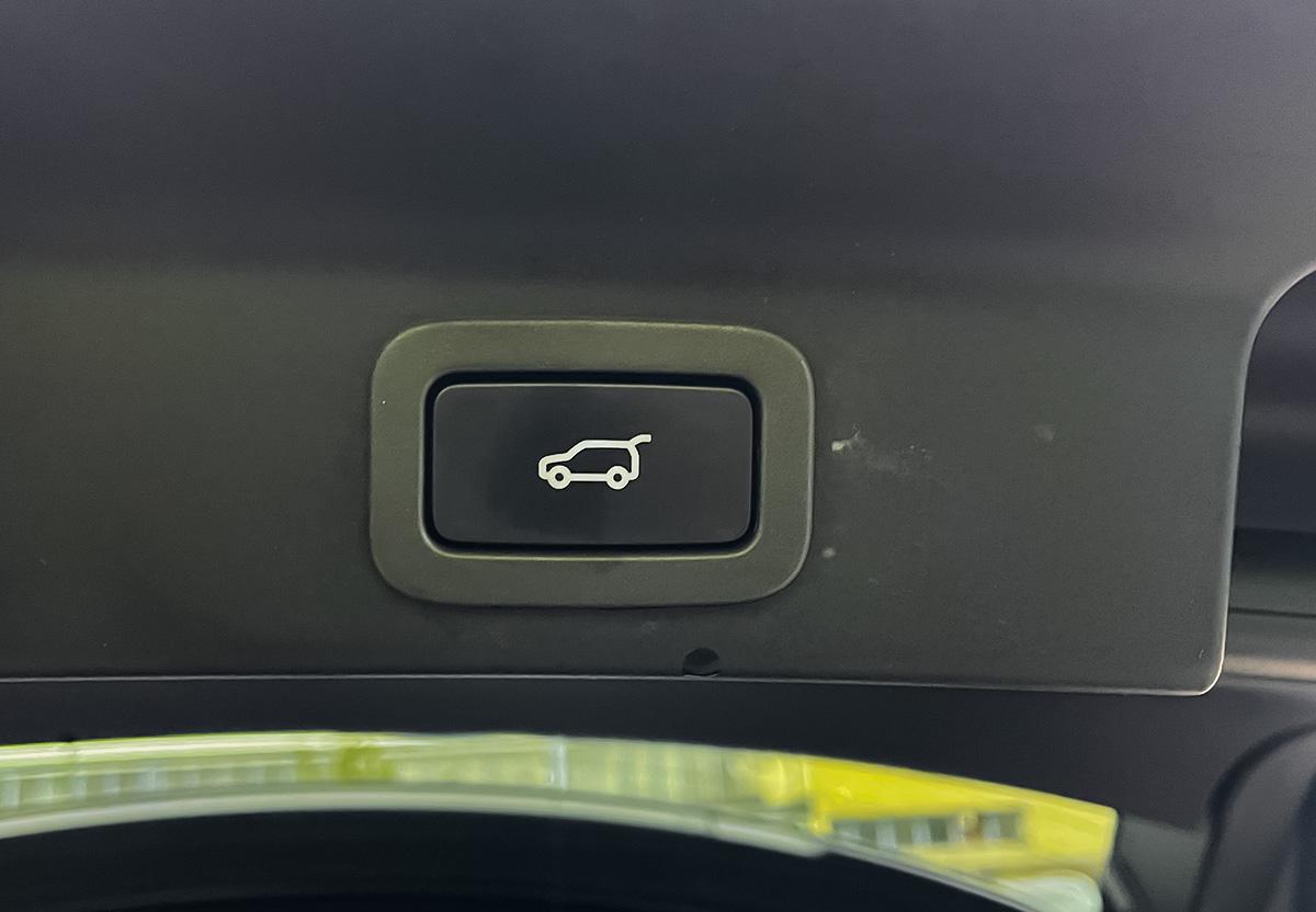 Jaguar F-Pace R-Sport 30d AWD NAVI VIRTUAL PANO AHK
