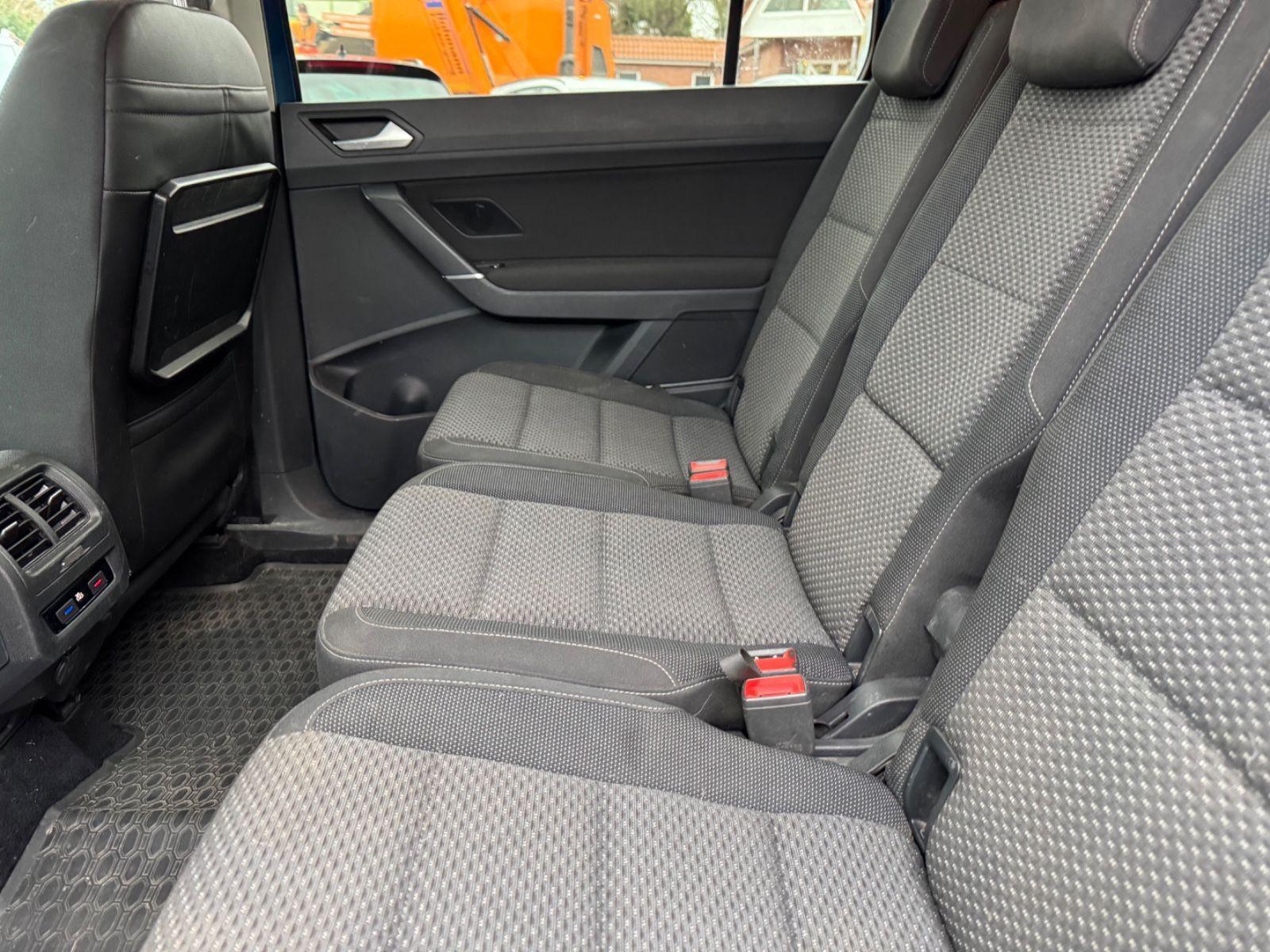 Volkswagen Touran Comfortline BMT,7-SITZER,PDC,TEMPOMAT,TOP