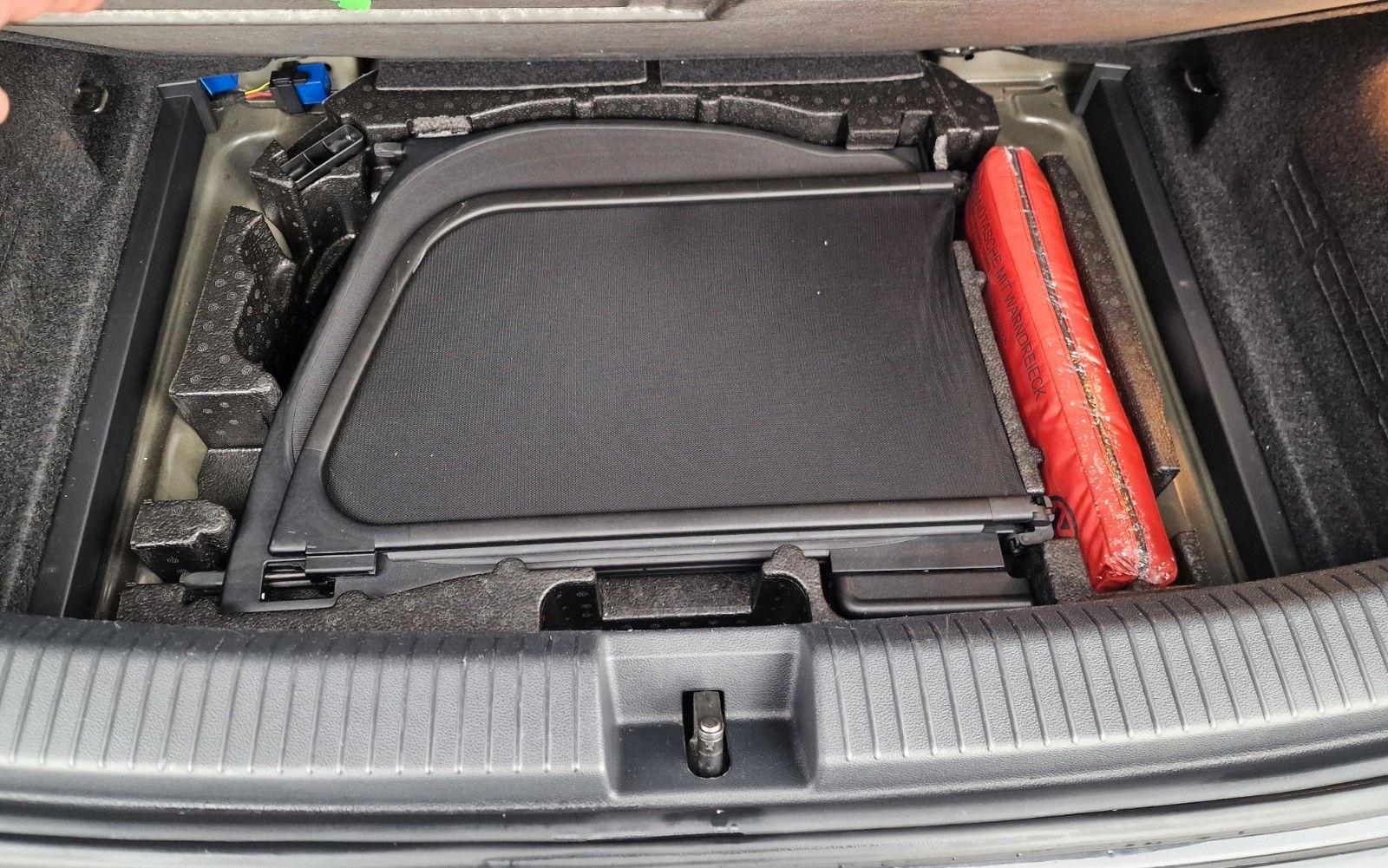 Volkswagen T-Roc Cabriolet R-Line ISOFIX KAM 1.HD 19 %