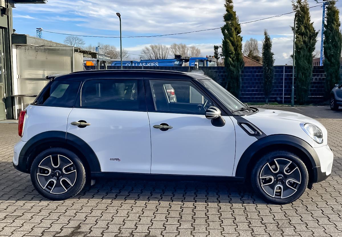 MINI Cooper S Countryman PANO HARMAN KARDON NAVI PDC SHZ 