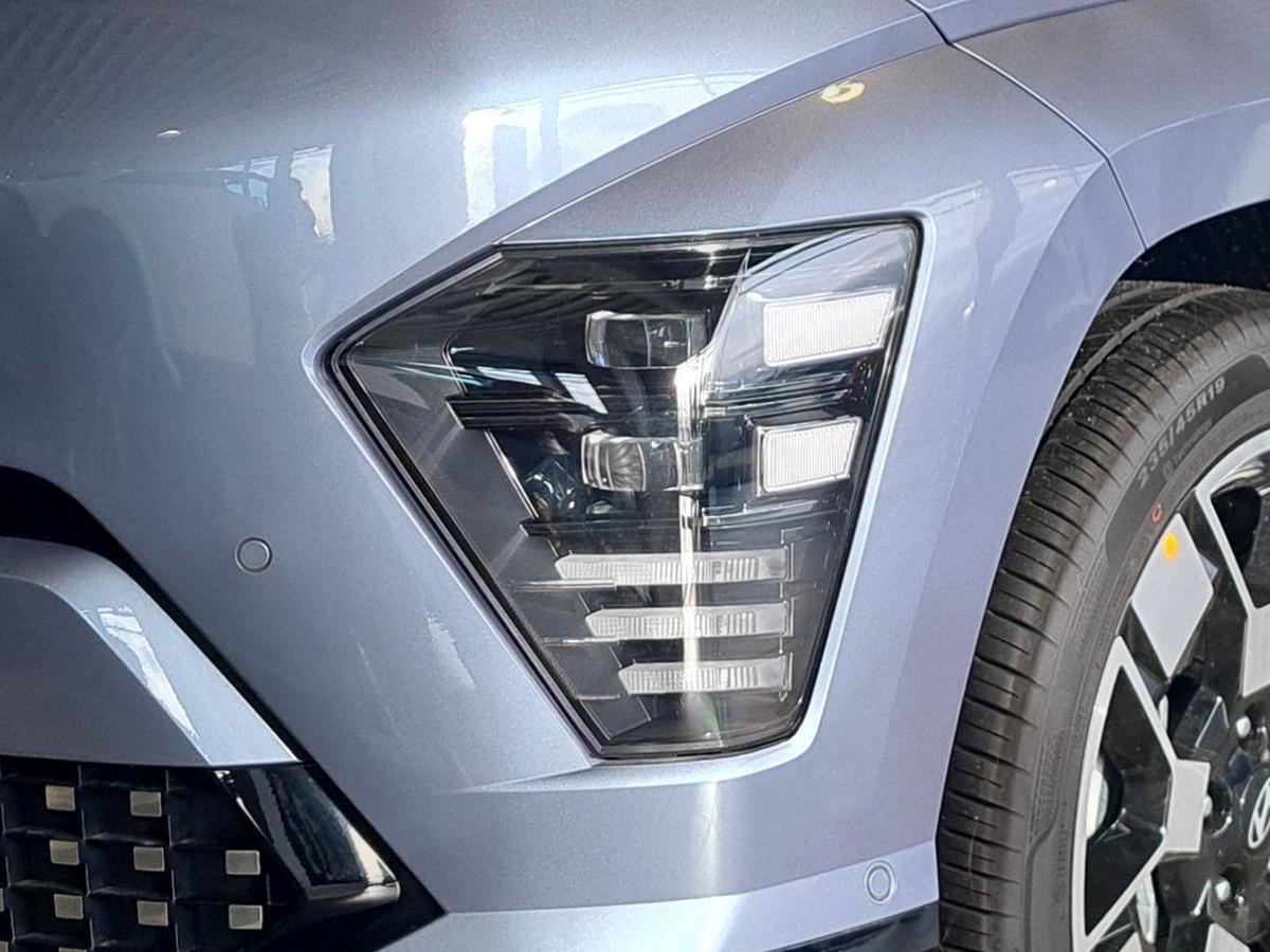 Hyundai KONA Elektro Prime Assistenz 2-, Sitz-Komfortpaket, Pano Bose 19