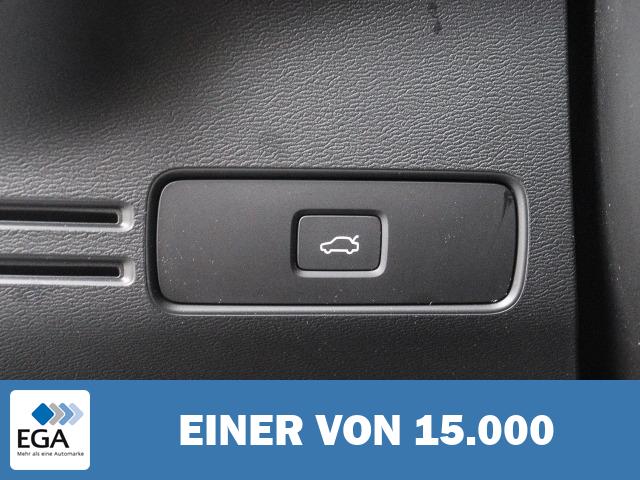 Volvo XC40 Core 2WD B3 EU6d Navi digitales Cockpit Soundsystem LED Scheinwerferreg. El