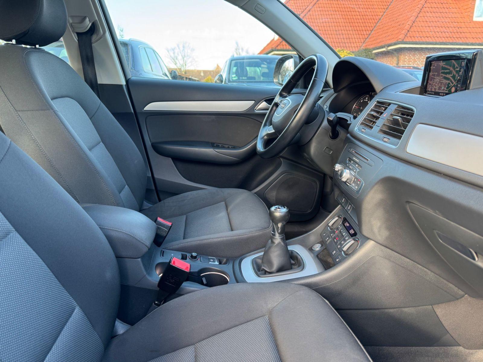 Audi Q3 2,0 TDI, Navi,Tempomat,Xenon,PDC,2.HD,LED