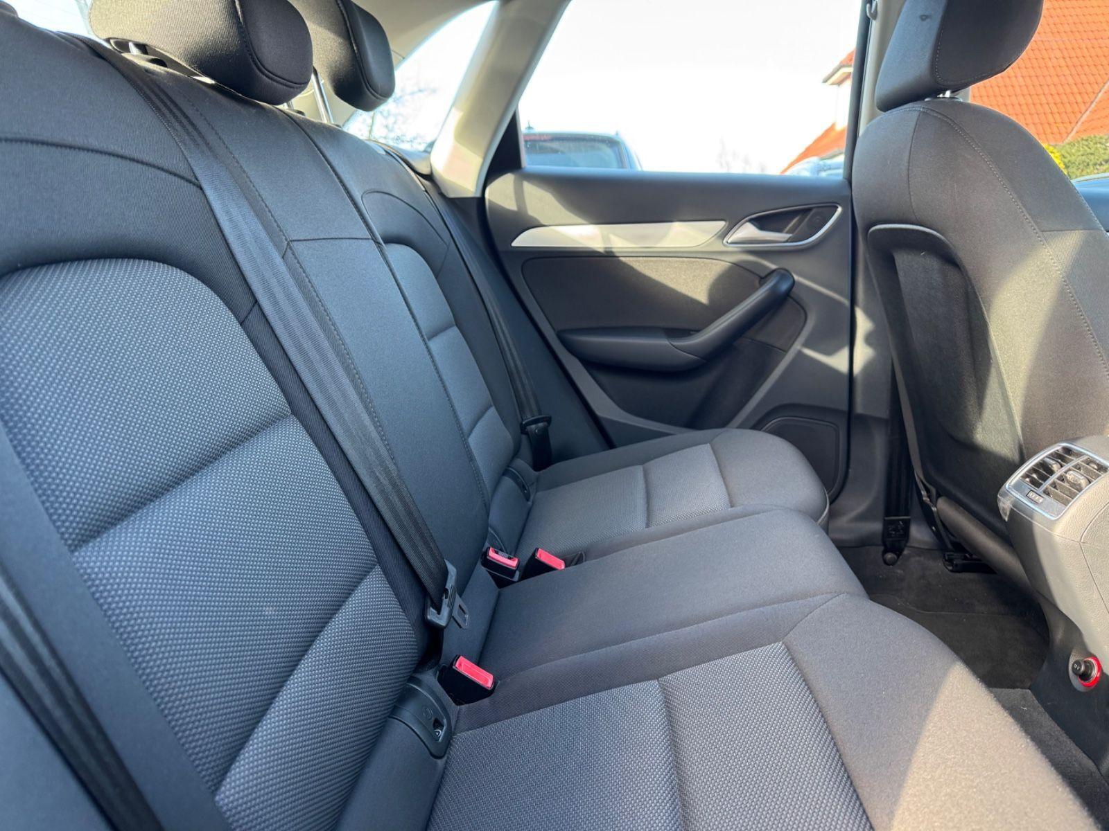 Audi Q3 2,0 TDI, Navi,Tempomat,Xenon,PDC,2.HD,LED
