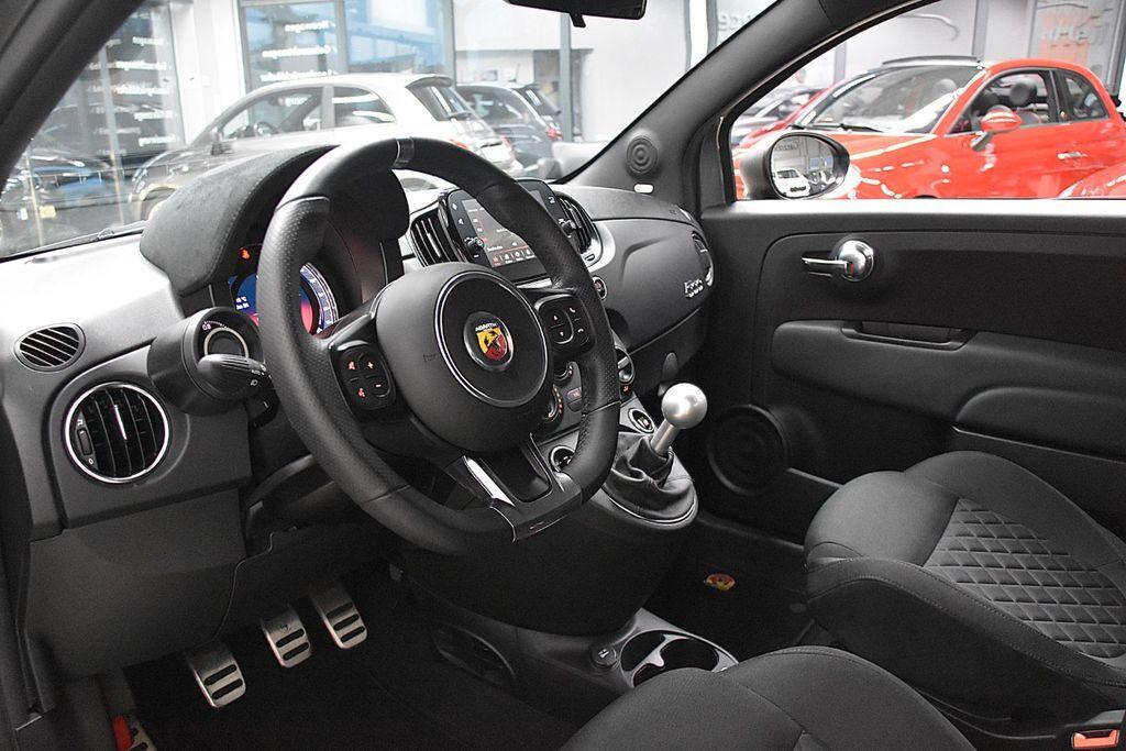 Abarth 595 1.4 T UConnectNavi Xenon Beats Sport PDC