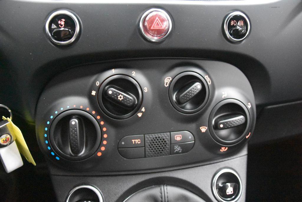 Abarth 595 1.4 T UConnectNavi Xenon Beats Sport PDC