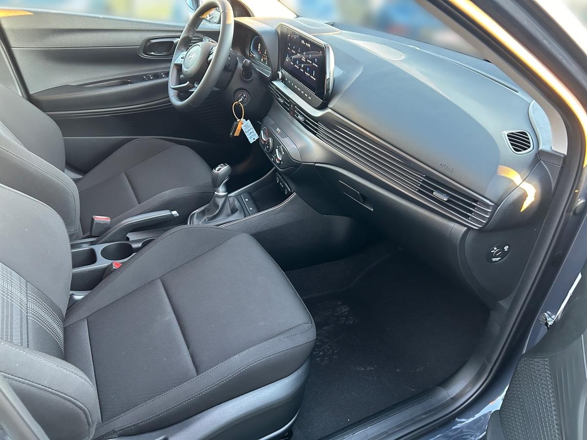 Hyundai Bayon 1.0 T-GDI 6-MT Select Android/CarPlay+Klima+LED+PDC