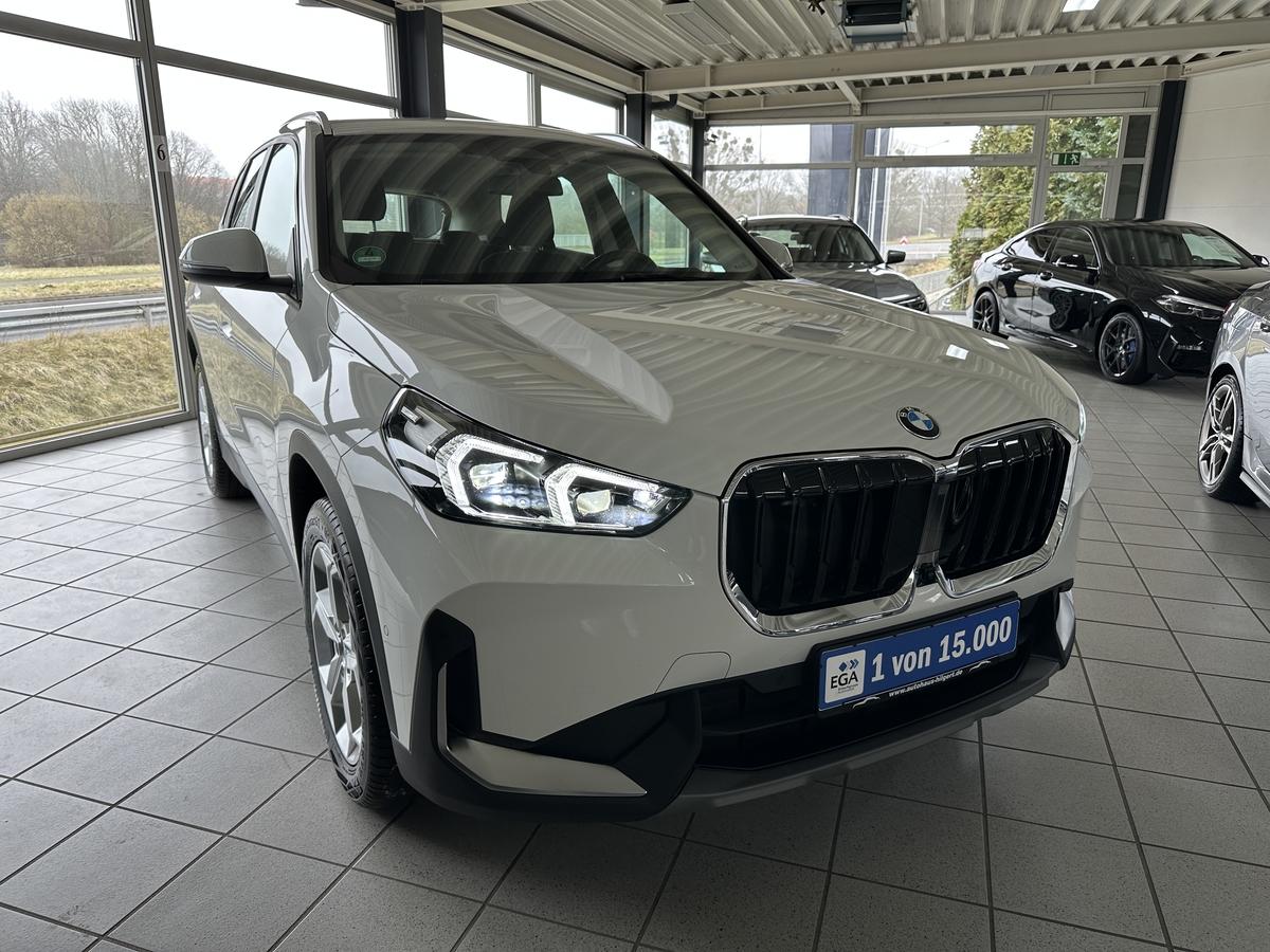BMW X1 xDrive23i LED HUD LED PDC Kamera Sitzhz. Klimaauto