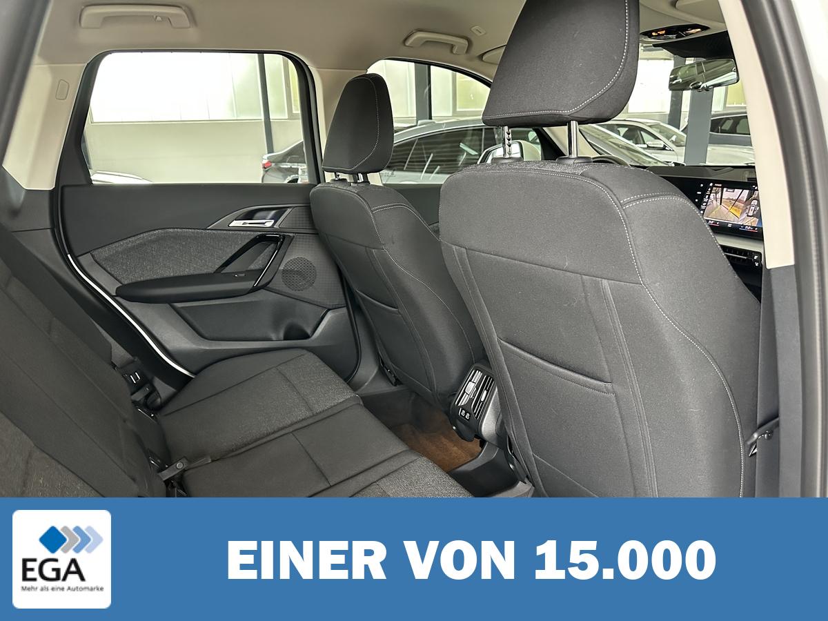 BMW X1 xDrive23i LED HUD LED PDC Kamera Sitzhz. Navi. Klimaauto