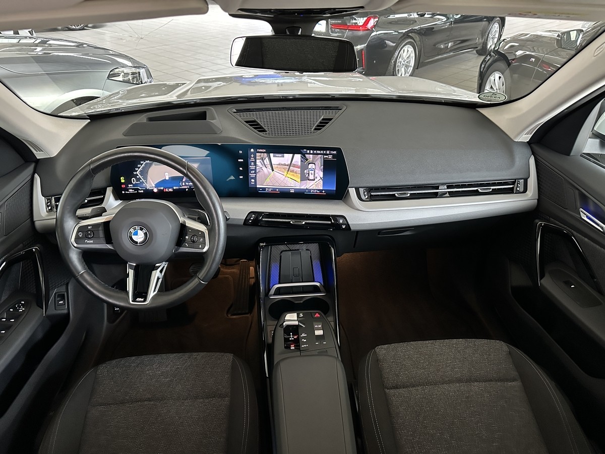 BMW X1 xDrive23i LED HUD LED PDC Kamera Sitzhz. Klimaauto
