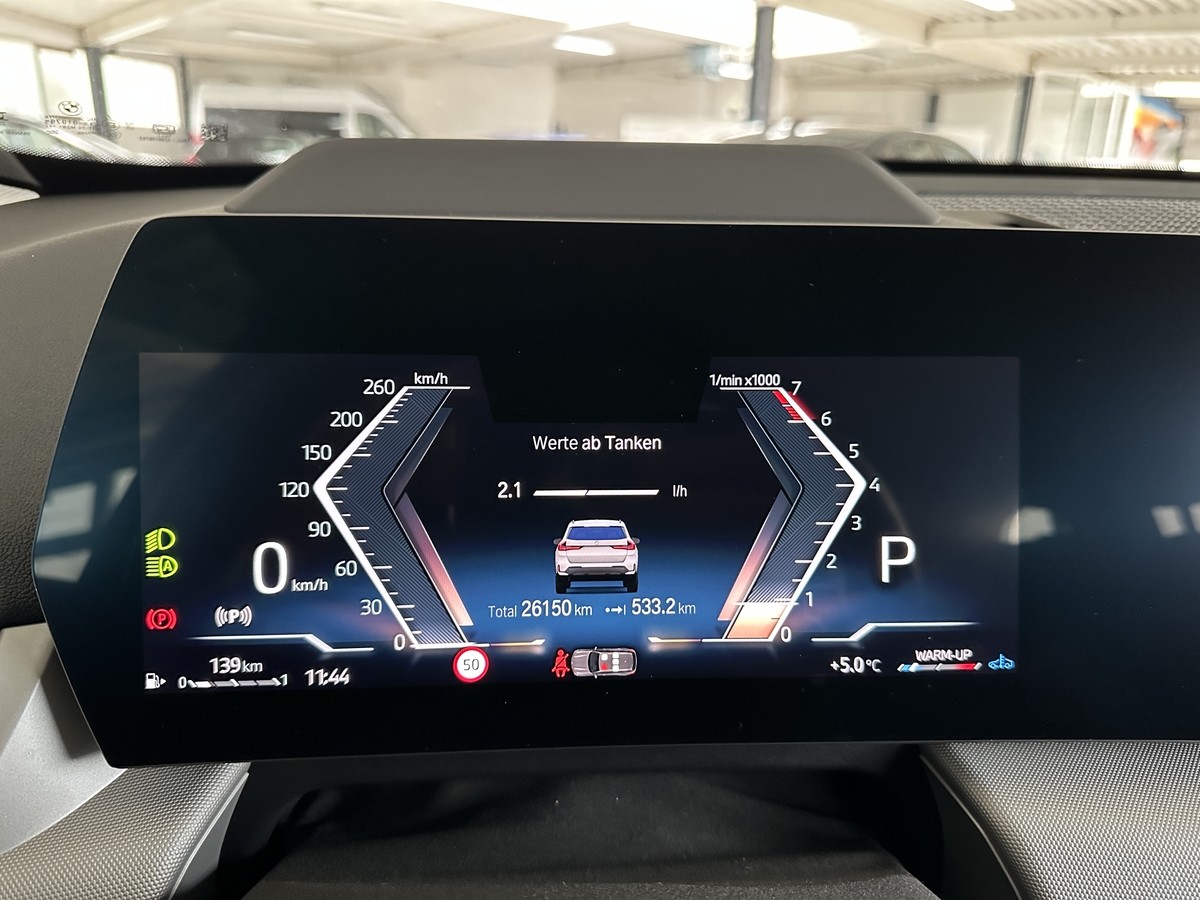 BMW X1 xDrive23i LED HUD LED PDC Kamera Sitzhz. Klimaauto