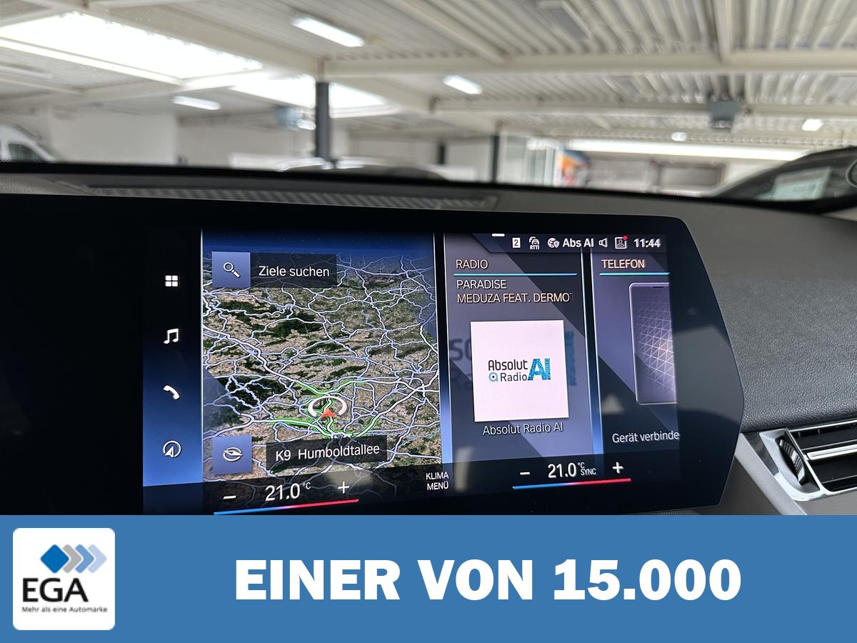 BMW X1 xDrive23i LED HUD LED PDC Kamera Sitzhz. Navi. Klimaauto
