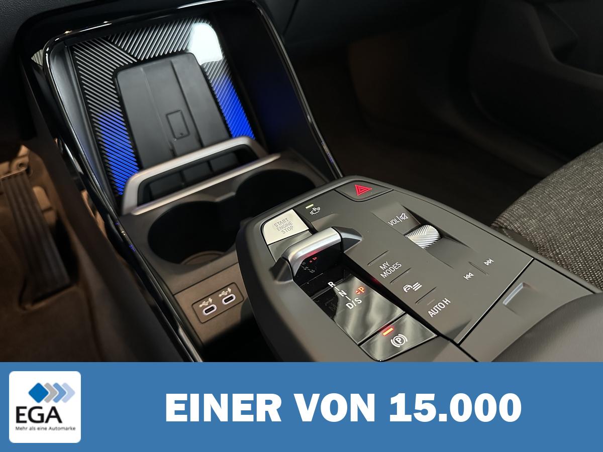 BMW X1 xDrive23i LED HUD LED PDC Kamera Sitzhz. Navi. Klimaauto