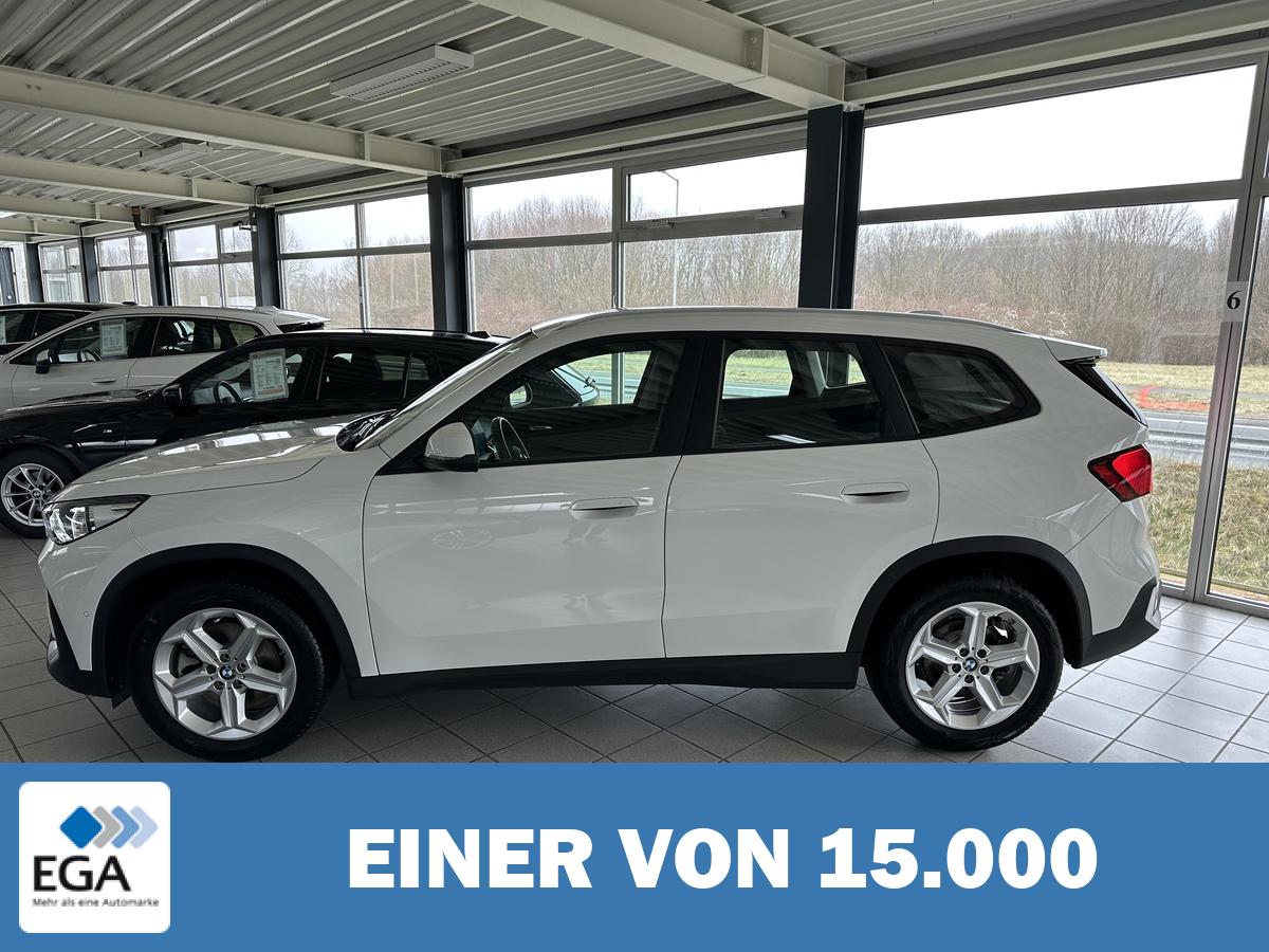 BMW X1 xDrive23i LED HUD LED PDC Kamera Sitzhz. Navi. Klimaauto