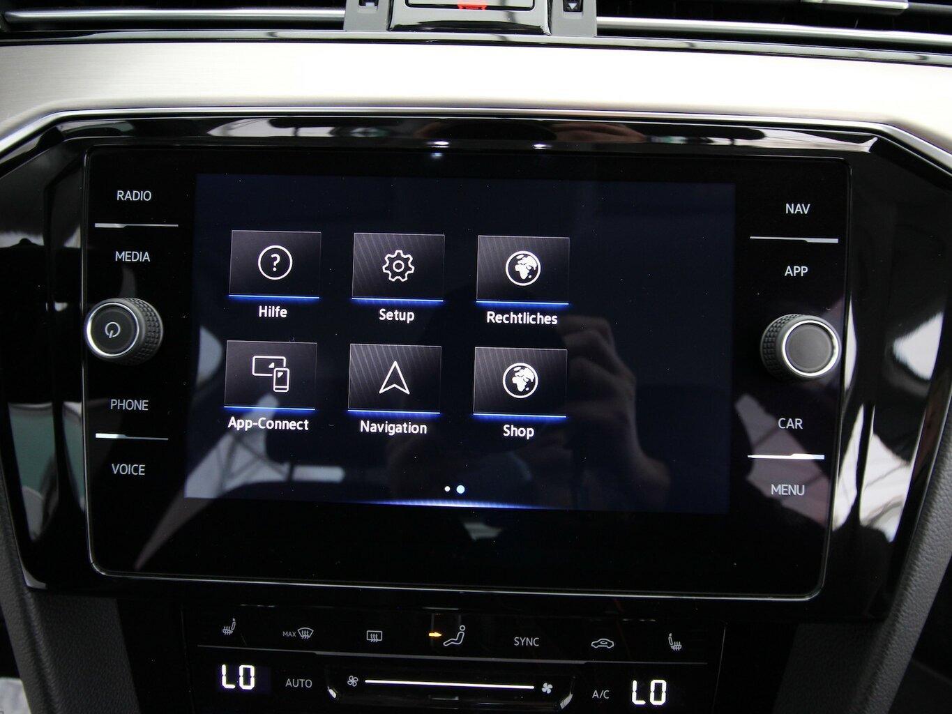 Volkswagen Passat Variant 2.0 TDI BMT 7-DSG Elegance R-Line