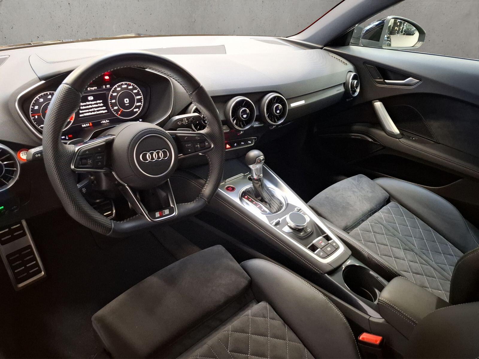 Audi TTS TFSI 235(320) kW(PS) S tronic