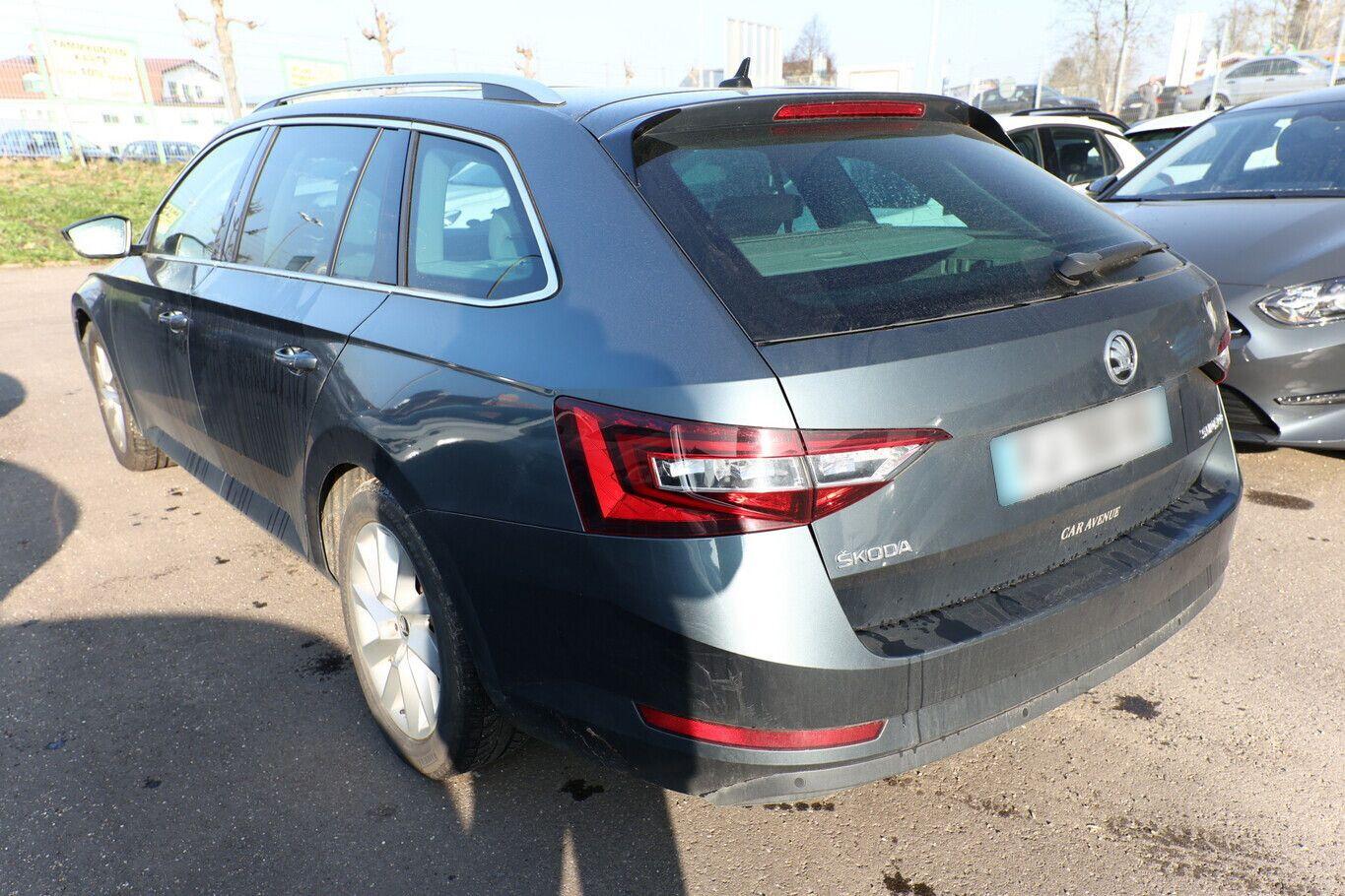 Skoda Superb Combi 1.5 TSI 150 DSG Style Pano Nav ACC