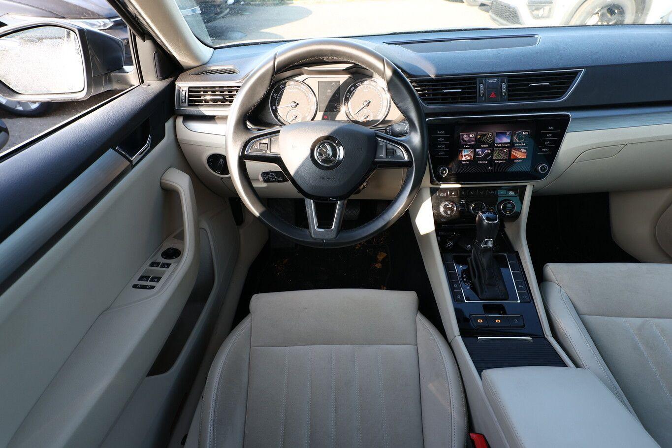 Skoda Superb Combi 1.5 TSI 150 DSG Style Pano Nav ACC