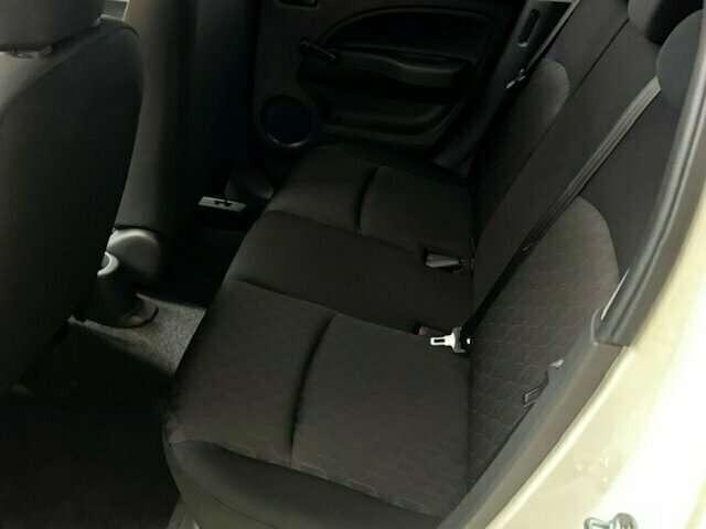 Mitsubishi Space Star Select 1.2 MIVEC 5-Gang