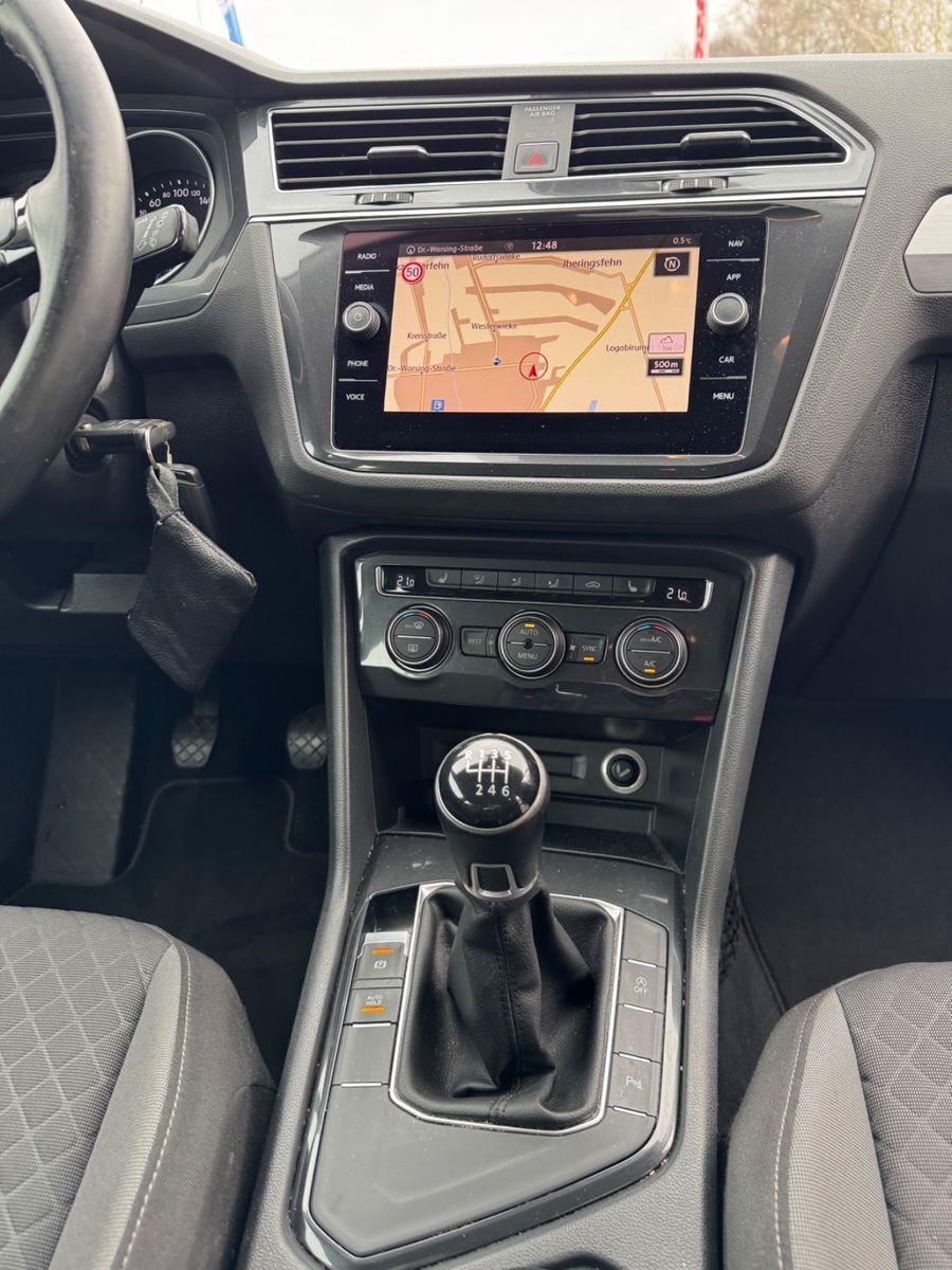 Volkswagen Tiguan NAVI SHZ TEMPOMAT AHK