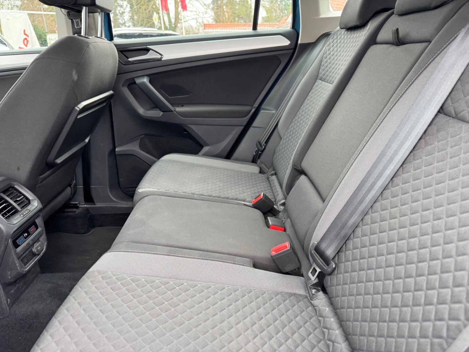 Volkswagen Tiguan NAVI SHZ TEMPOMAT AHK