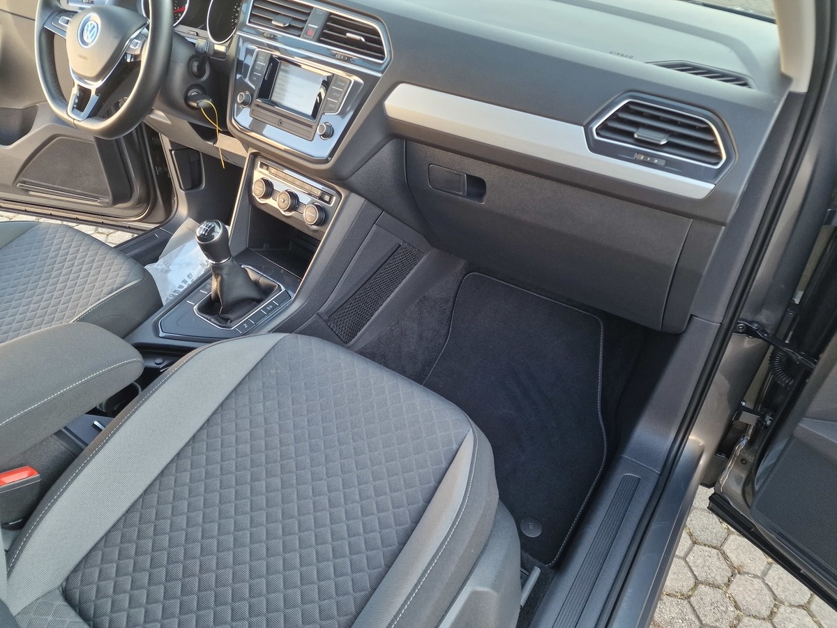 Volkswagen Tiguan  TSI Comfortline*PDC*Sitzheizung
