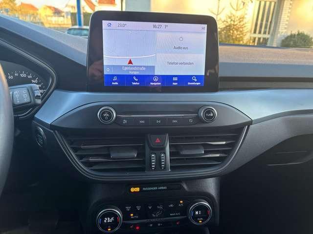 Ford Focus Cool&Connect*Aut.*KAM*NAV*LED*ACC*CARPLAY*Keyfree