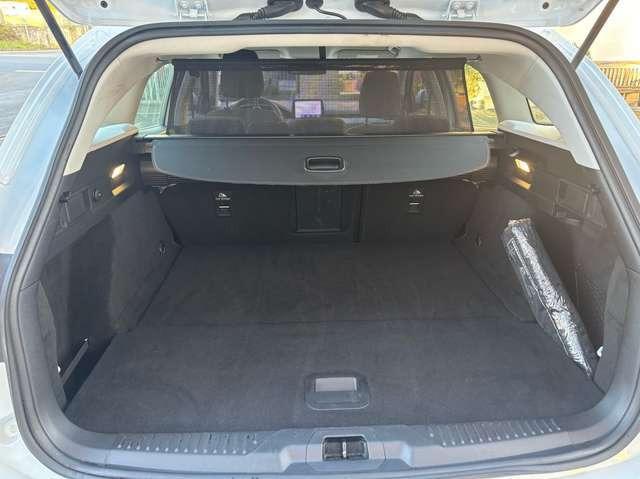 Ford Focus Cool&Connect*Aut.*KAM*NAV*LED*ACC*CARPLAY*Keyfree