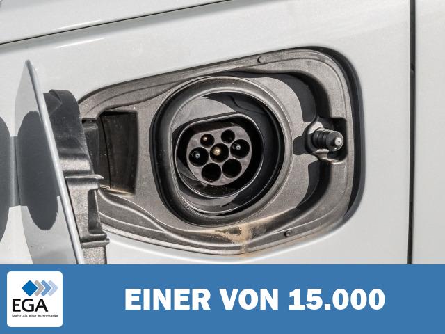 Volvo XC40 Plus Dark Recharge Plug-In Hybrid 2WD T5 Twin Engine EU6d StandHZG Navi dig