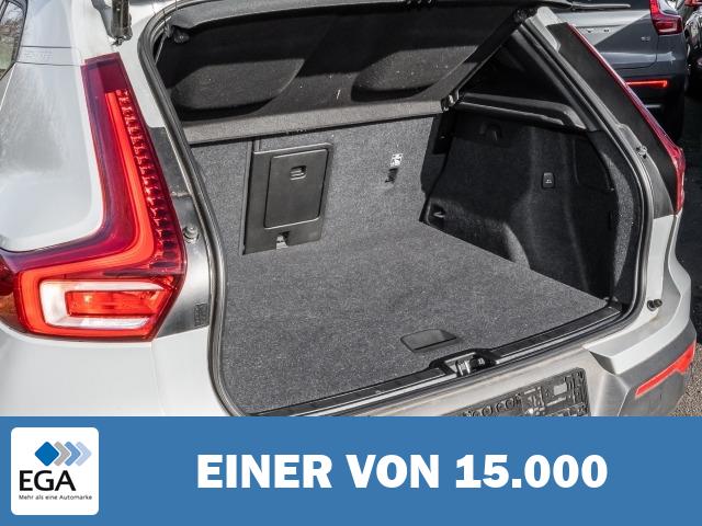 Volvo XC40 Plus Dark Recharge Plug-In Hybrid 2WD T5 Twin Engine EU6d StandHZG Navi dig