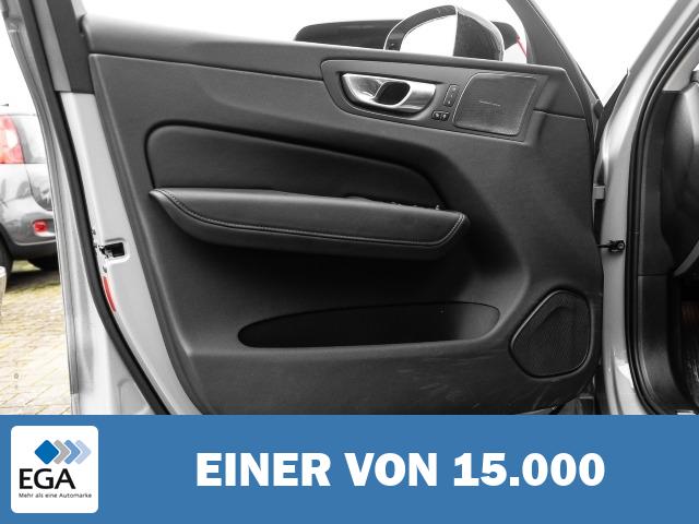 Volvo XC60 Ultimate Dark 2WD B4 Diesel EU6d HUD AD digitales Cockpit Memory Sitze Soun