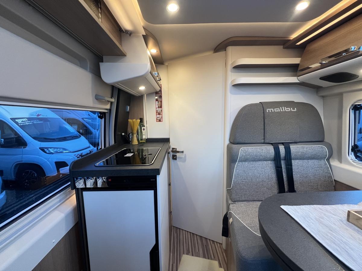Malibu Van Two Rooms 640 LE RB GT Skyview+180PS+Dieselheizung