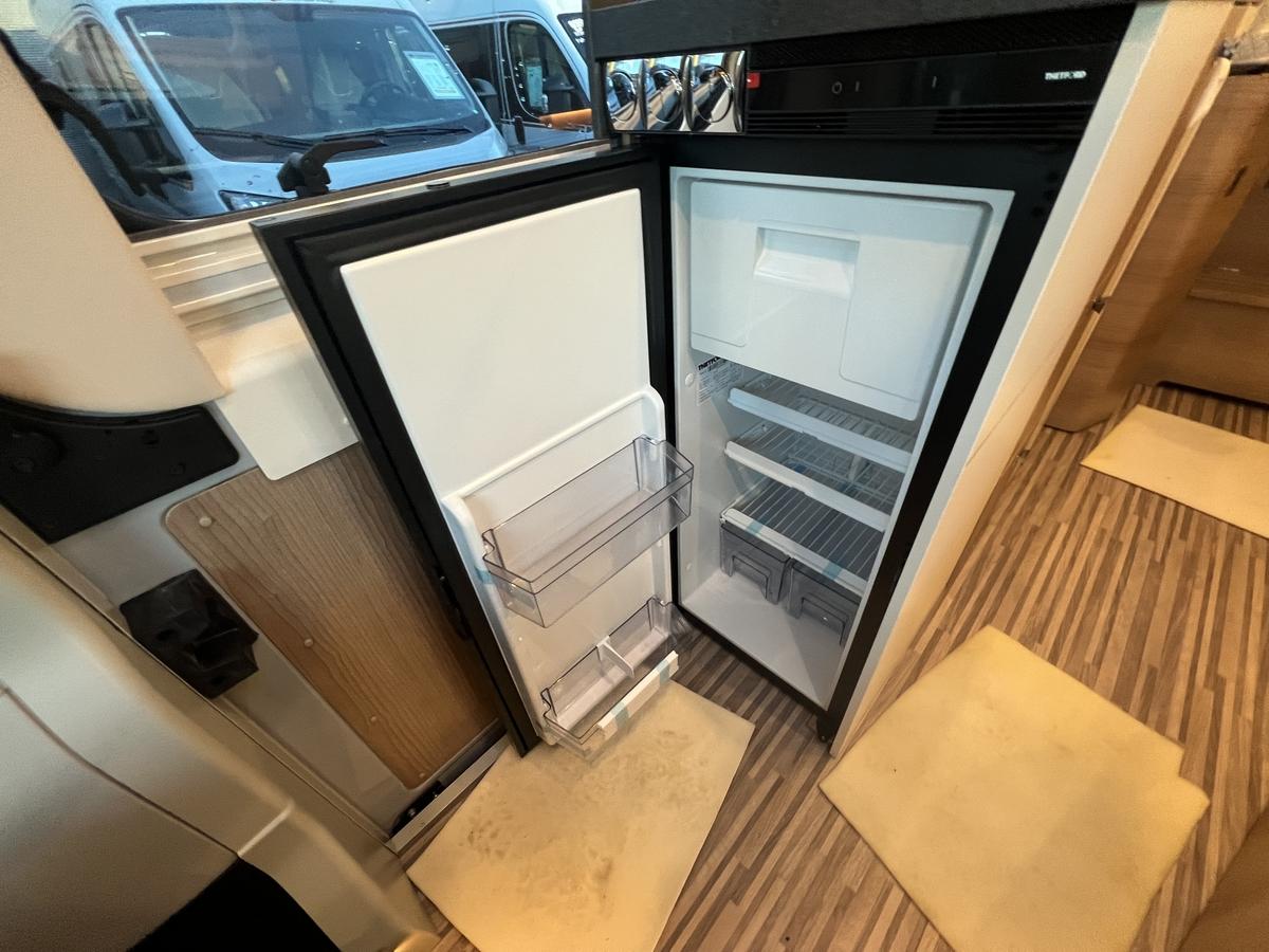 Malibu Van Two Rooms 640 LE RB GT Skyview+180PS+Dieselheizung