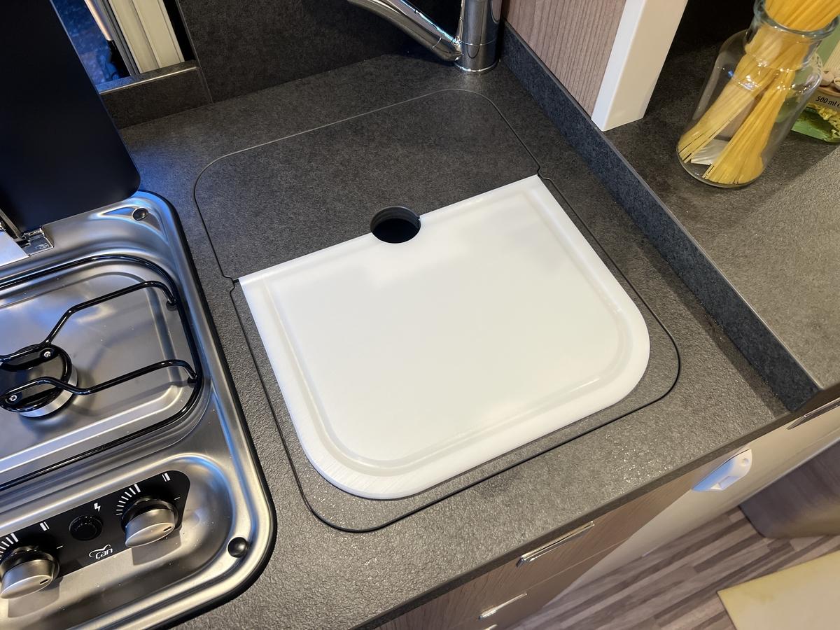Malibu Van Two Rooms 640 LE RB GT Skyview+180PS+Dieselheizung