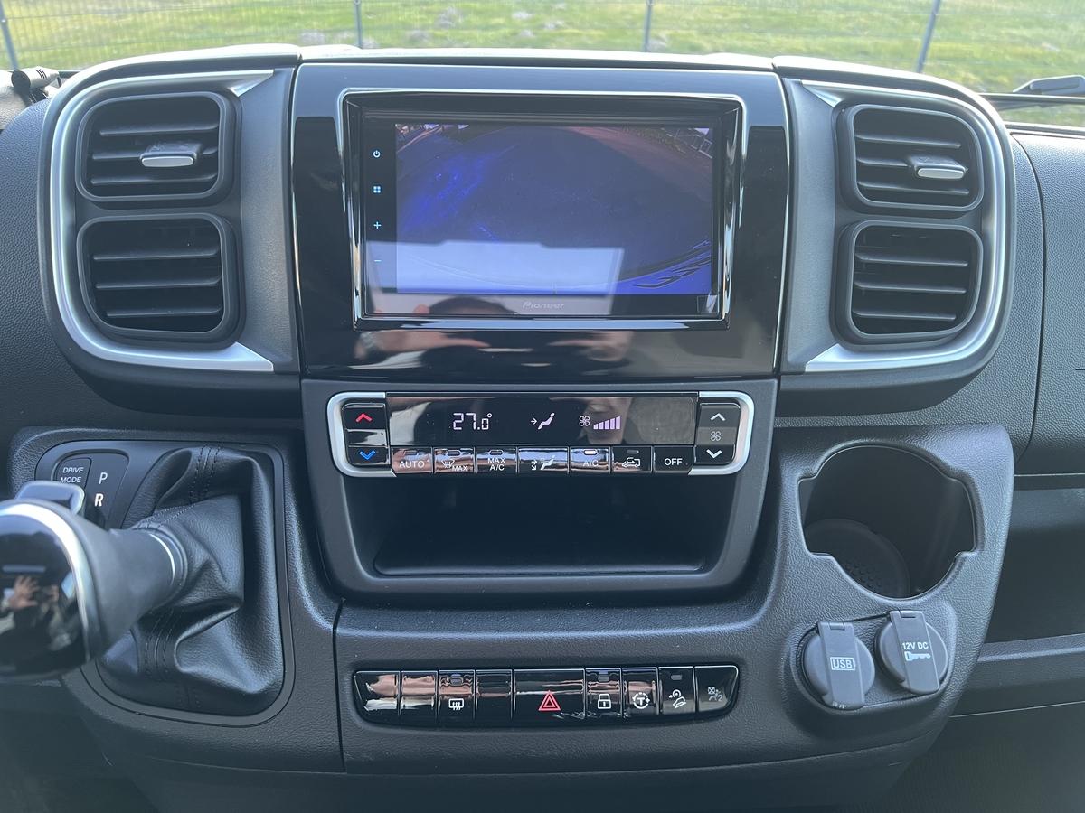 Malibu Van Two Rooms 640 LE RB GT Skyview+180PS+Dieselheizung