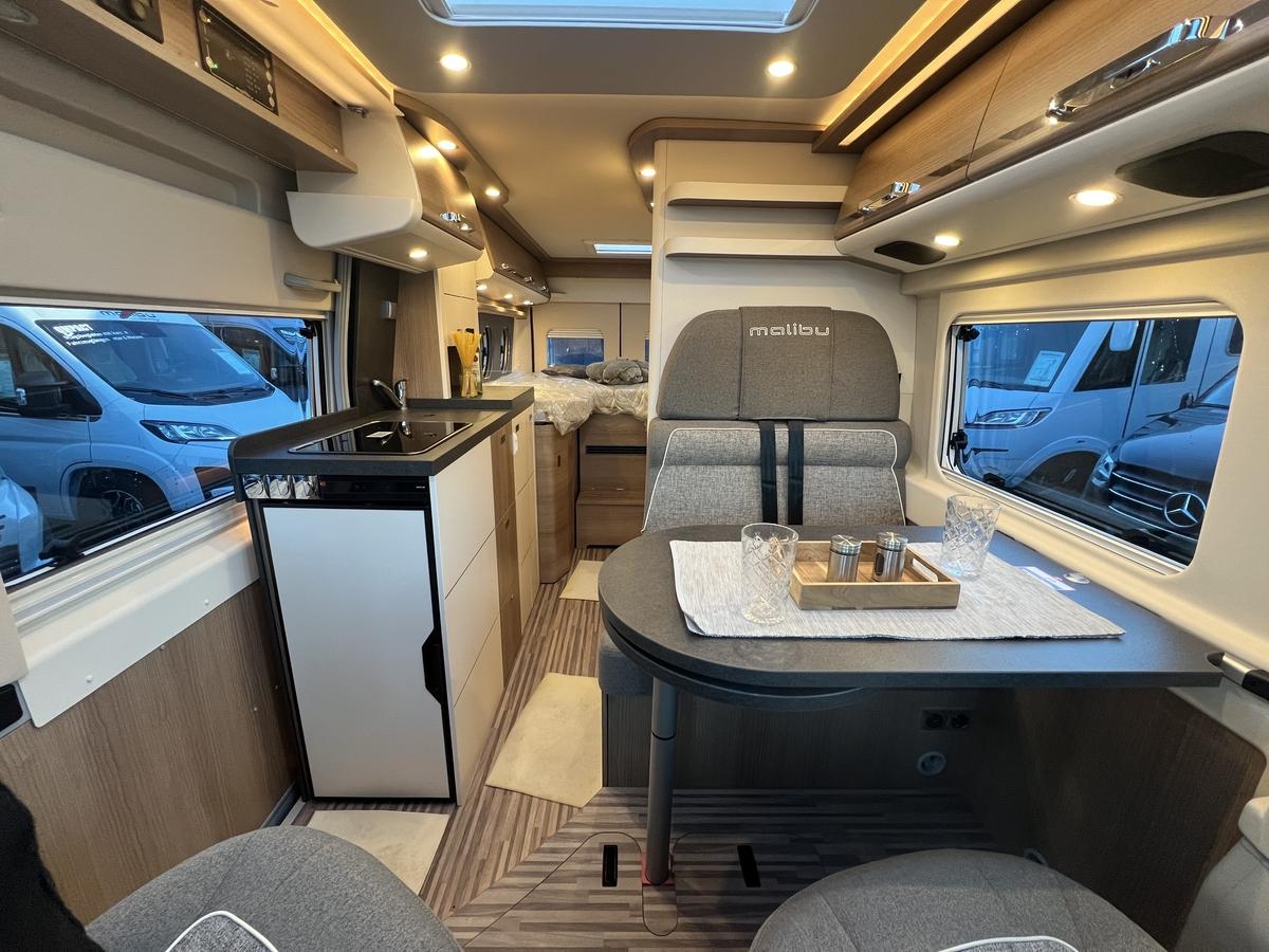 Malibu Van Two Rooms 640 LE RB GT Skyview+180PS+Dieselheizung