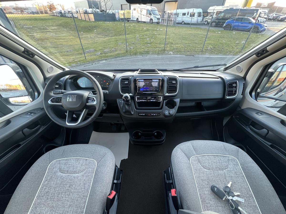 Malibu Van Two Rooms 640 LE RB GT Skyview+180PS+Dieselheizung