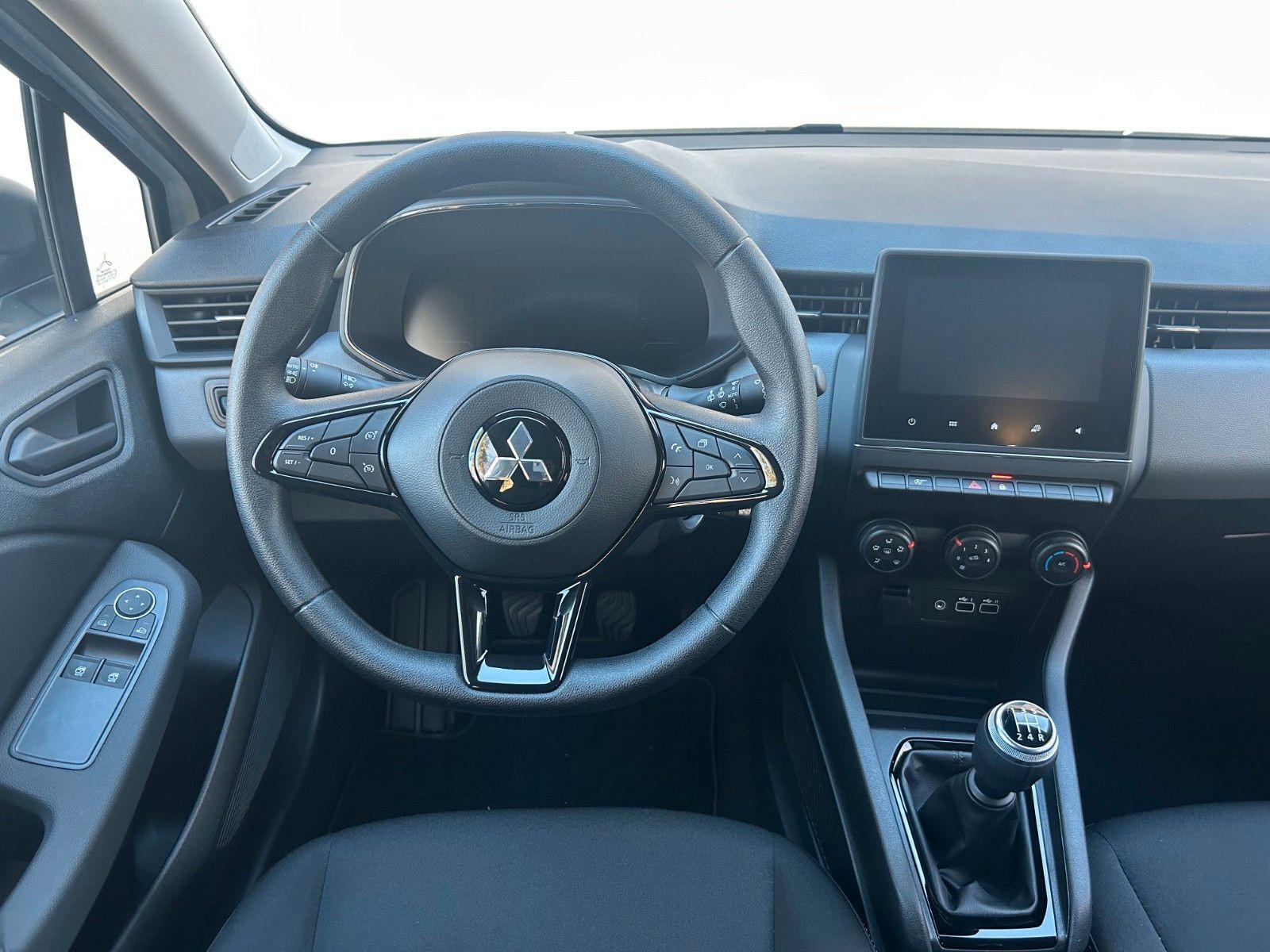 Mitsubishi Colt Basis, LED, DAB, CarPlay