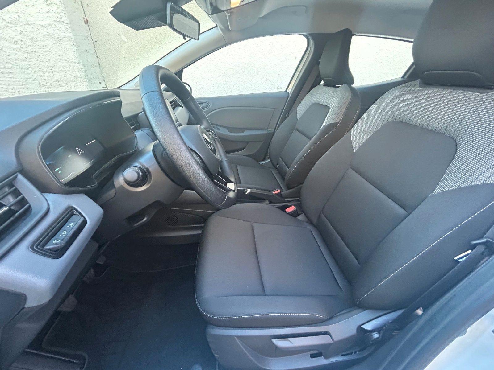 Mitsubishi Colt Basis, LED, DAB, CarPlay
