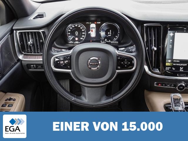 Volvo V60 Kombi Inscription Recharge Plug-In Hybrid AWD T6 Twin Engine EU6d Navi digit