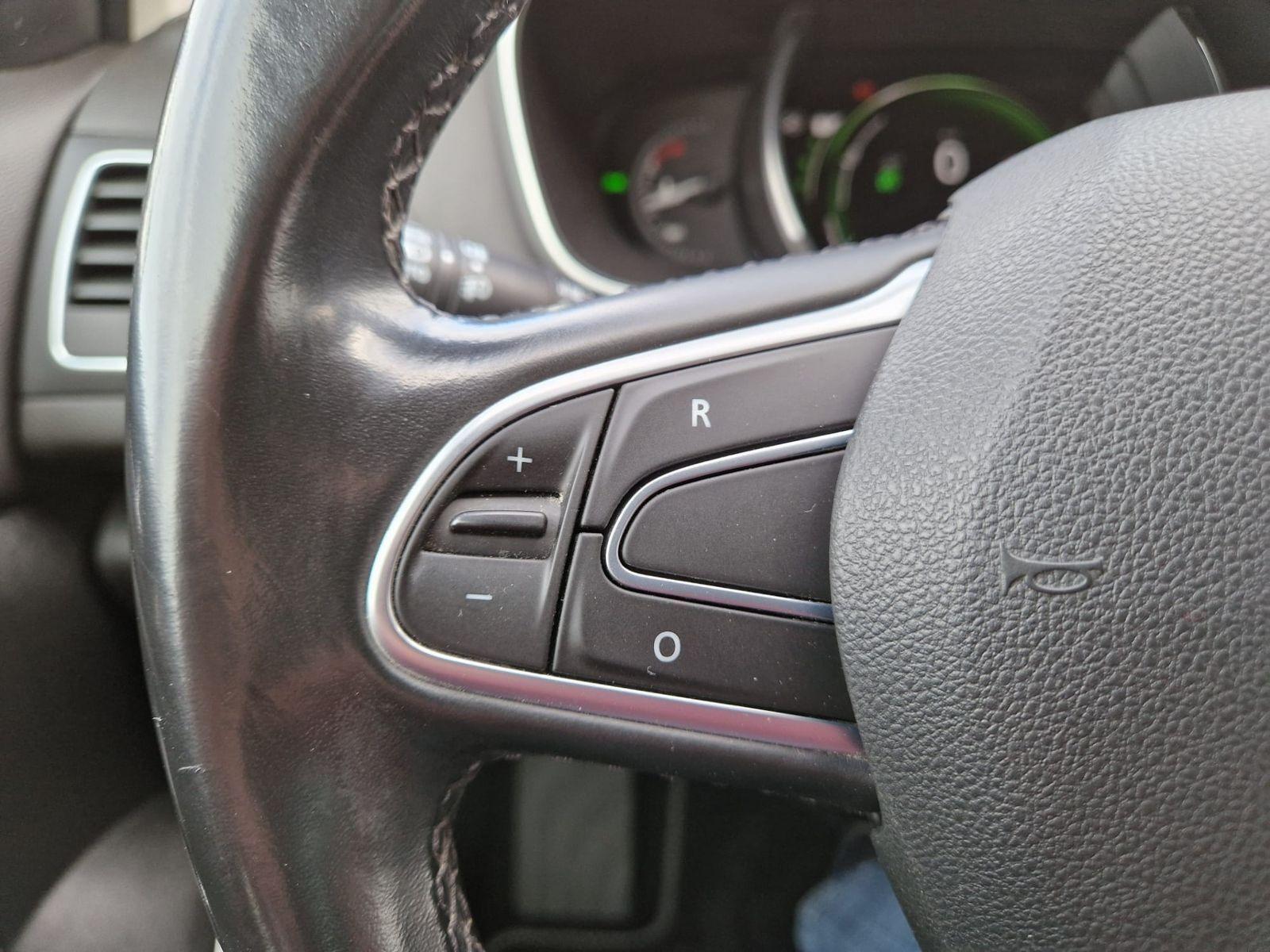 Renault Megane IV Grandtour BOSE-Edition Navi Sitzheiz.