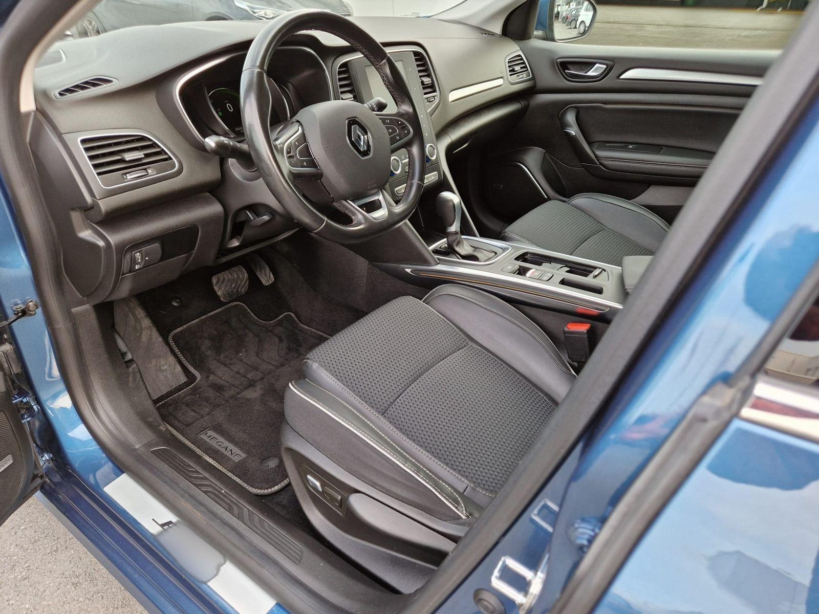 Renault Megane IV Grandtour BOSE-Edition Navi Sitzheiz.