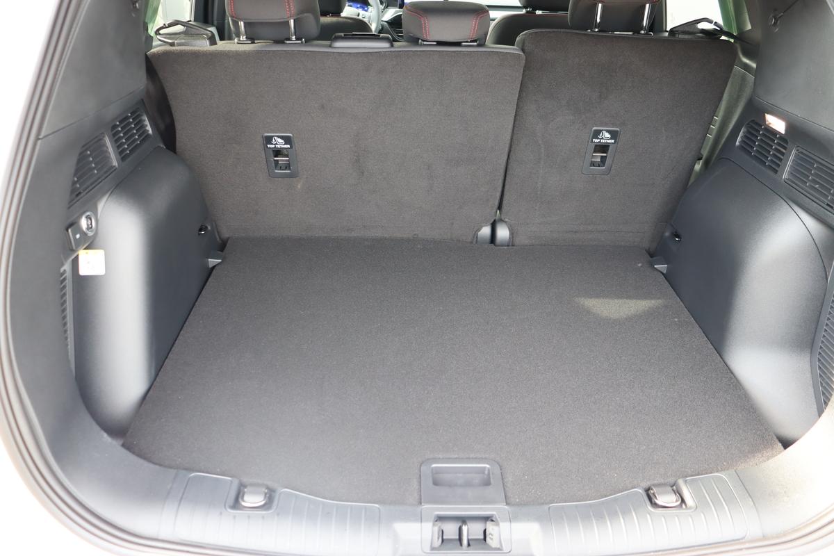 Ford Kuga 2.5 Duratec Hybrid FHEV St-Line FWD (EURO 6d)