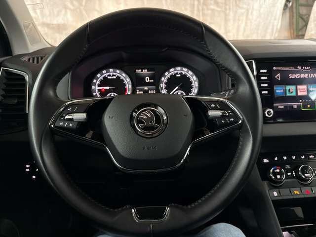 Skoda Karoq 2.0 TDI Style I.Hand Navi Sitzh. PDC DAB