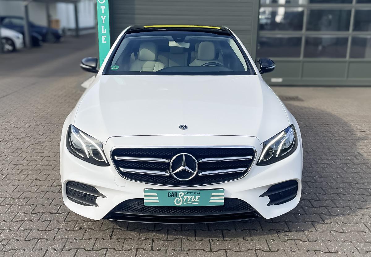 Mercedes-Benz E 400 d AMG Line 4Matic WIDE PANO SHZ PDC RFK